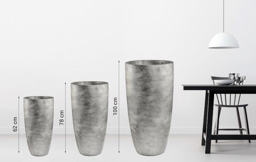 Moderner Planztopf schmale, hohe Form silber