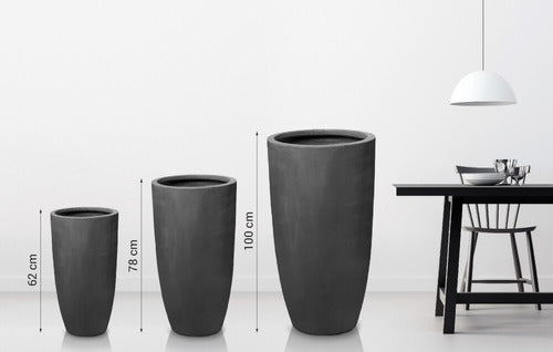 Moderner Pflanztopf mit schlanker, hoher Form anthrazit MyTraumgarten