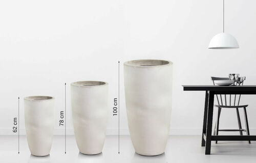 Moderner Planztopf mit schlanker, hoher Form MyTraumgarten